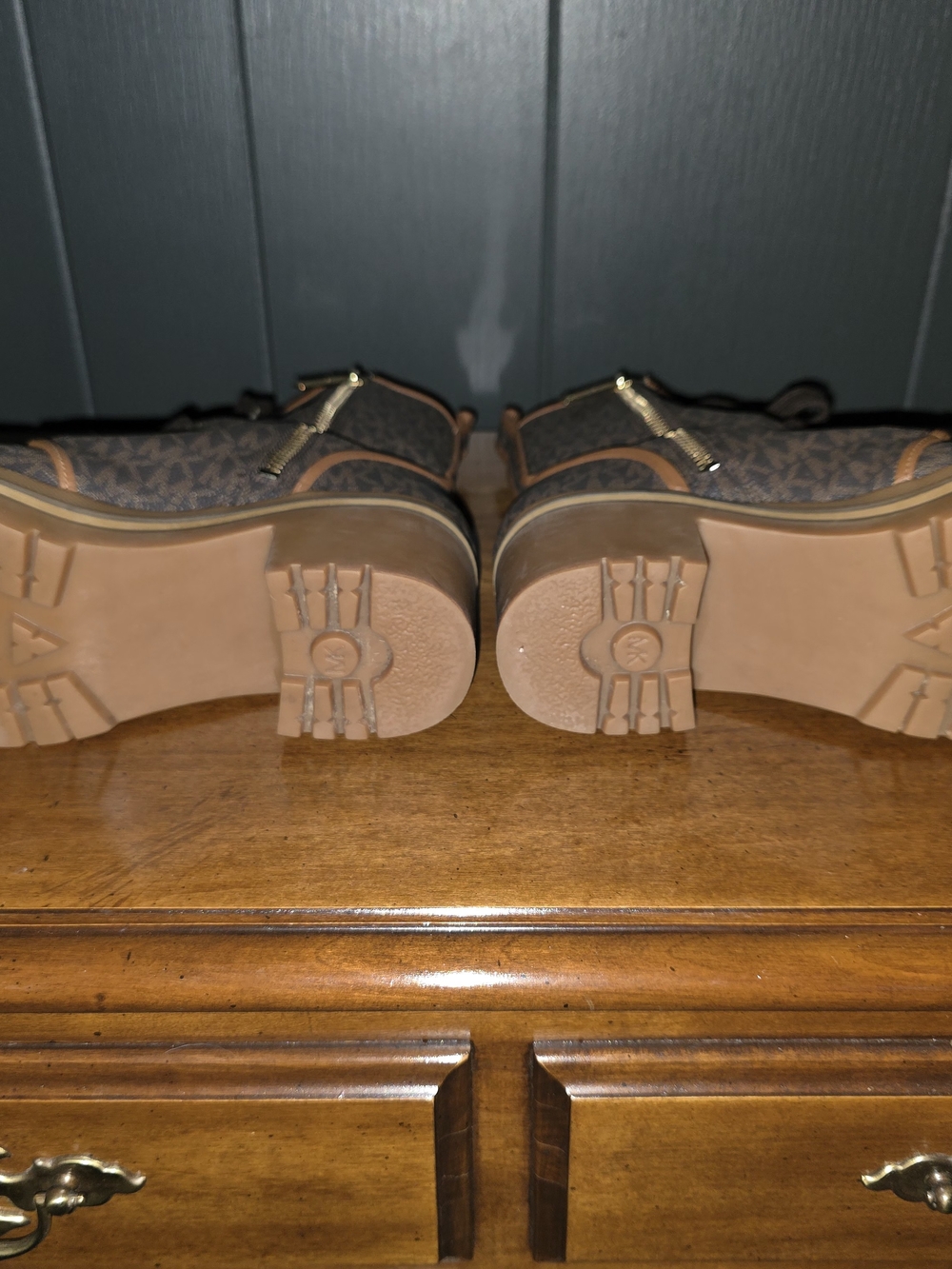 Michael Kors Brown Lace-Up Platform Boots Size 6 - Picture 10 of 16